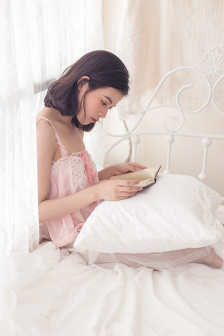 少妇被又大又粗又爽毛片久久黑人